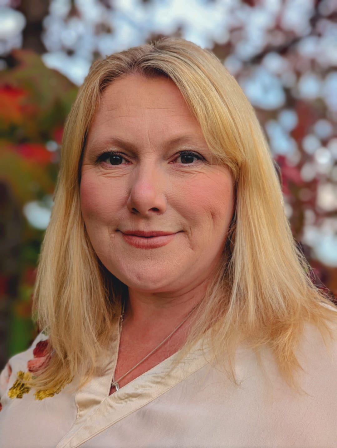Dr Madeleine Tebett